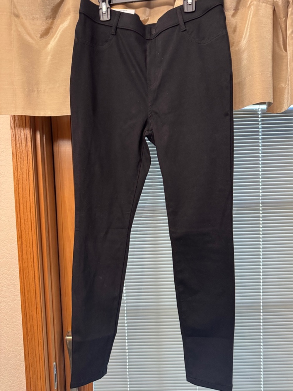 Time Tru Black Slim Stretch Pants